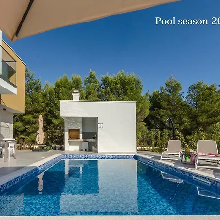 Adriana Ii Apartment Srima