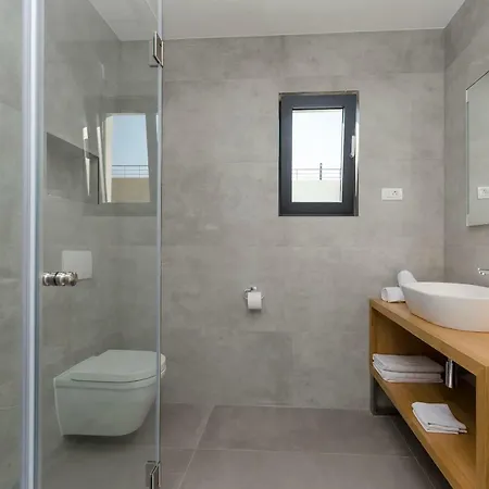 Adriana Ii Apartment Srima