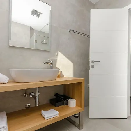 Apartament Adriana Ii Srima