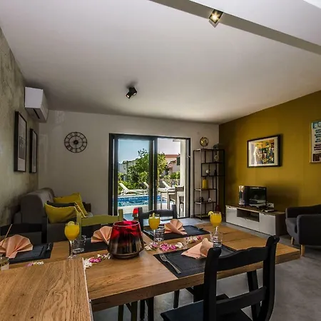 Adriana Ii Apartment *