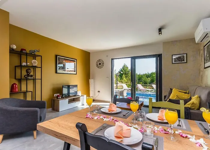 Adriana Ii Apartman Srima