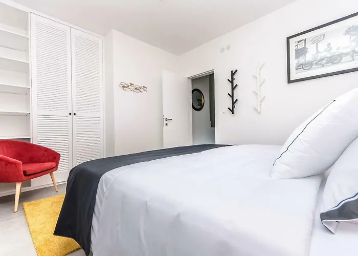 Apartman Adriana Ii Srima