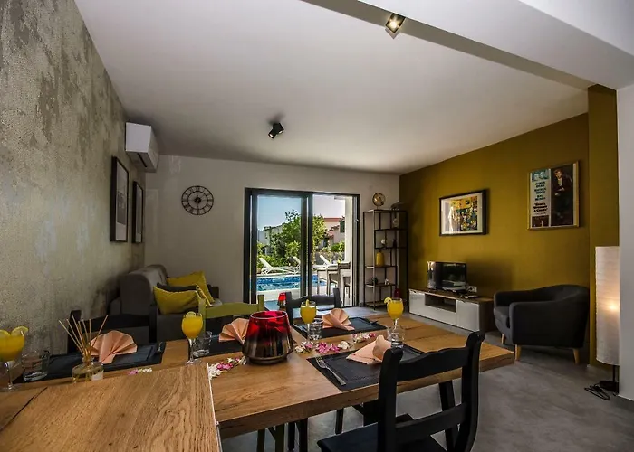 Adriana Ii Appartement *